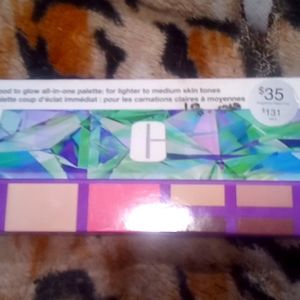 Clinique good to glow pallette